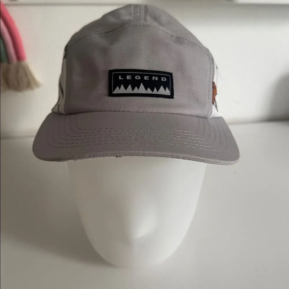 Legend Kids Light Gray Adventure Hat EUC